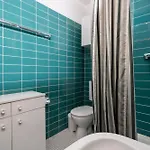 Apartamento App 677